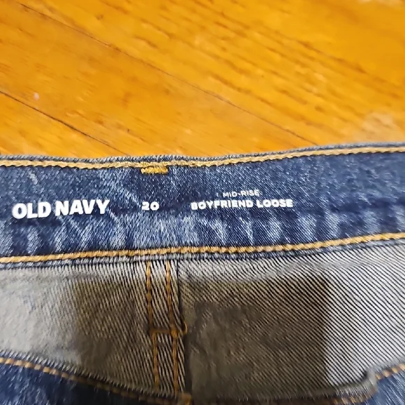 Old Navy Blue Relaxed Jeans with Distressed Knee - Picture 3 of 4